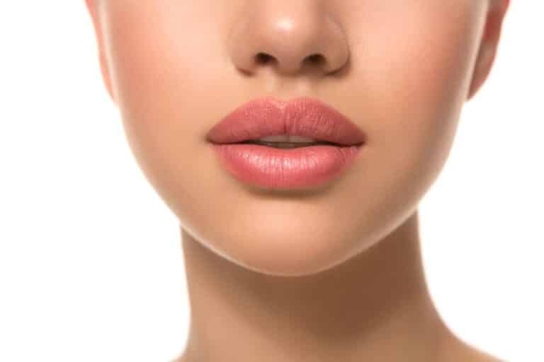 Lip Filler Myths Busted: The Lowdown on Painful Perceptions