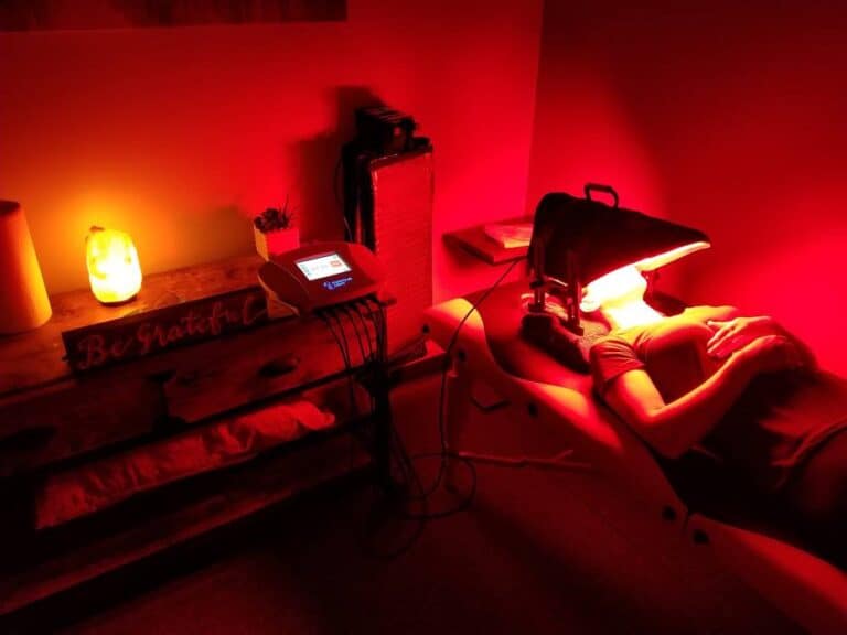 Red Light Therapy: Mechanisms, Benefits, and Applications for Recovery